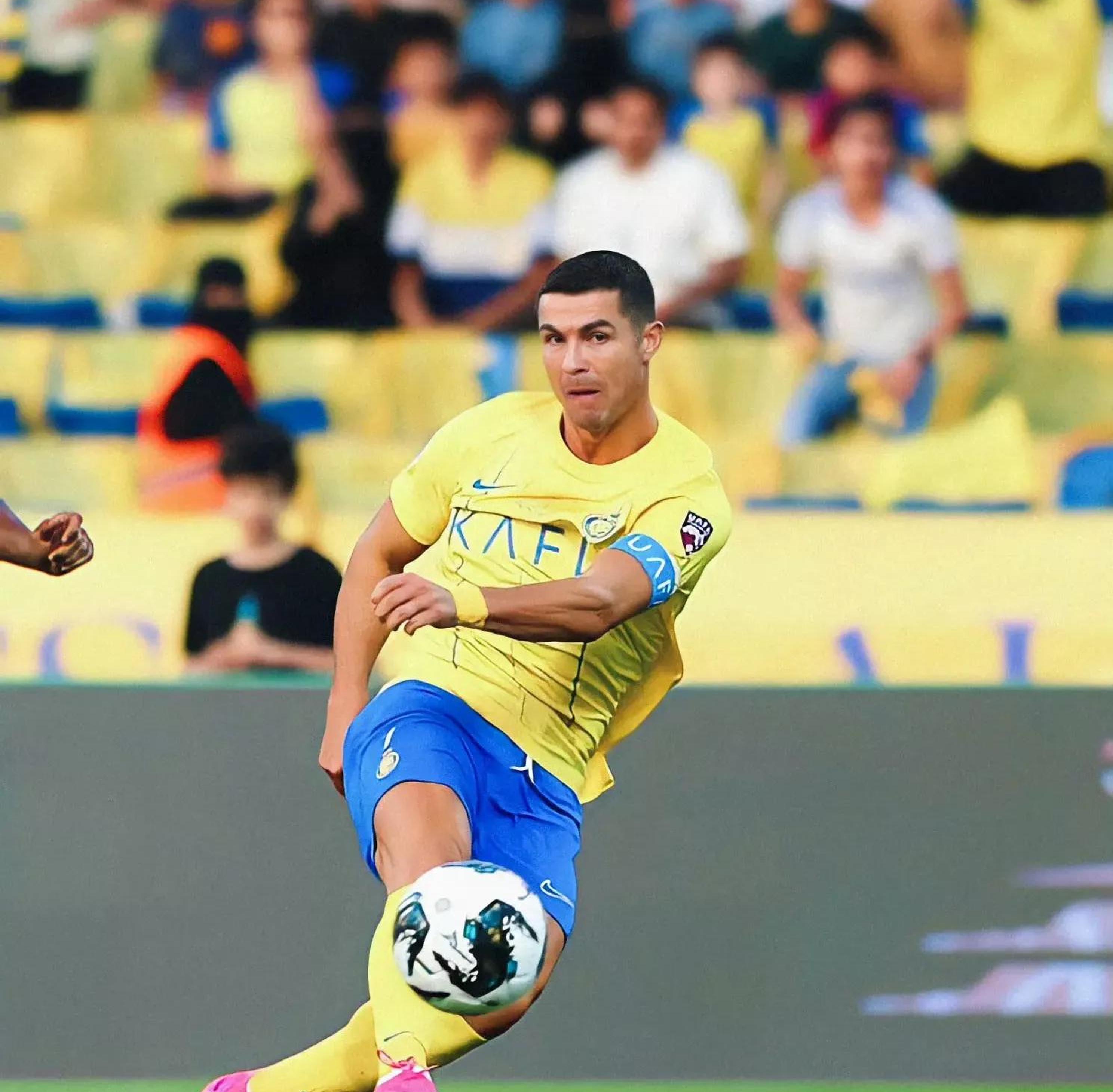 亚博app-尤文主场大捷，球员赛后激动庆祝胜利，之间拥有到了一般特别.-亚博app