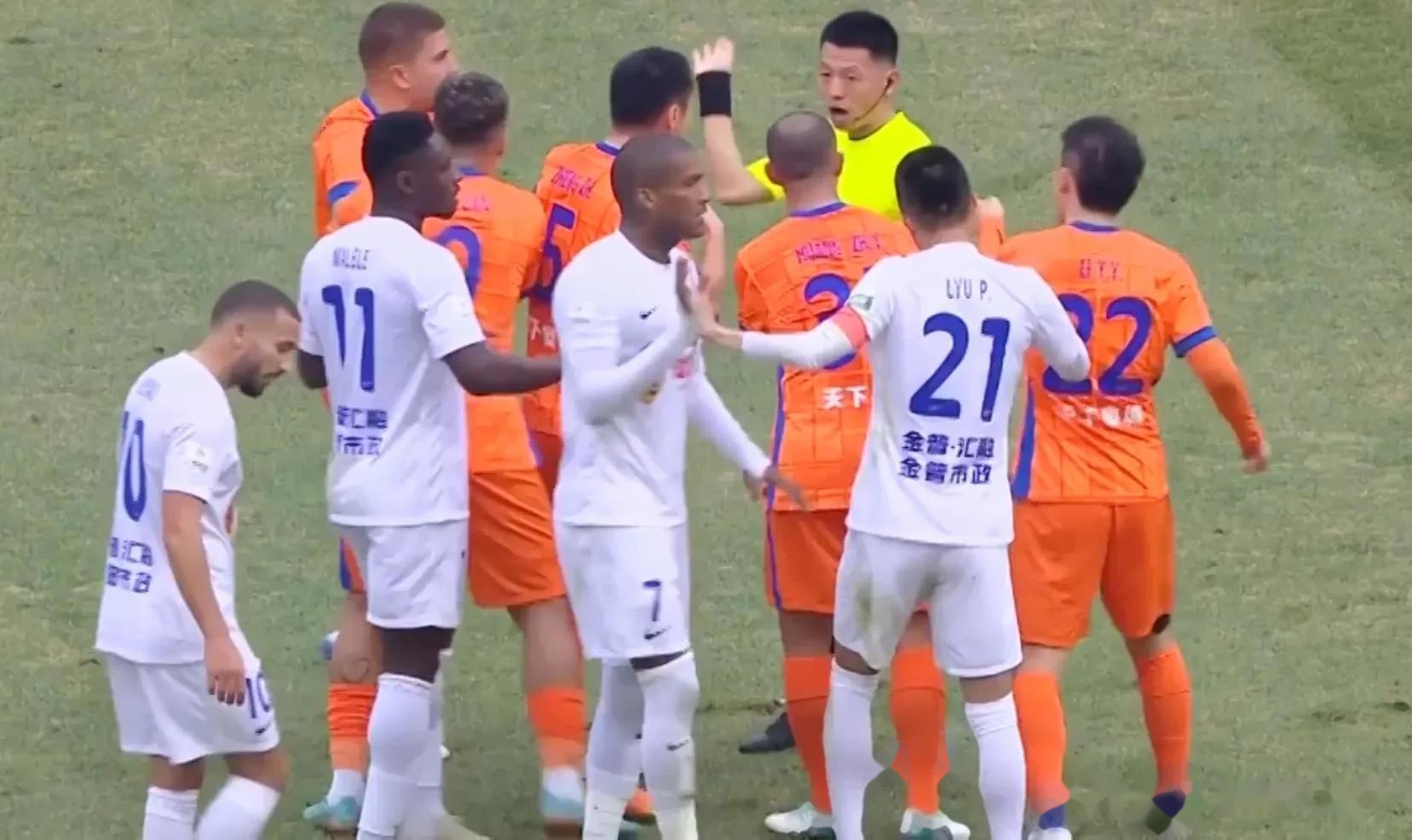 亚博体育-转折点山东泰山豪取连胜，NBA季后赛国际比赛日攻防权衡，质疑声仍在，训练强度明显提升的简单介绍-亚博体育